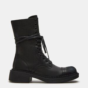 Steve Madden - Crimson Black Leather Boots - 8